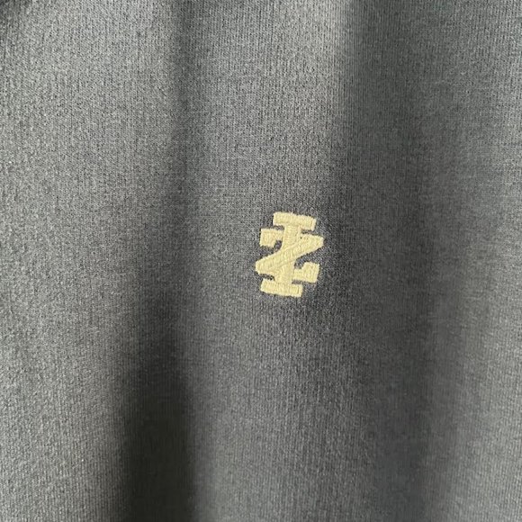 Men's Izod sweatshirt.  size M. Navy/gray - Picture 3 of 3